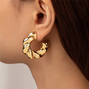 Kelly Twisted Hoops Gold